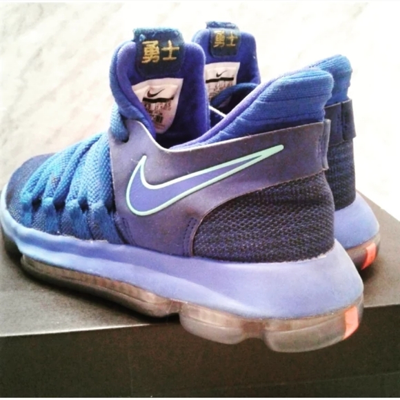 Nike Zoom KD10 "City Edition" Chinatown GS 5y womens 6.5 Kevin Durant 918365-402 - Picture 3 of 7